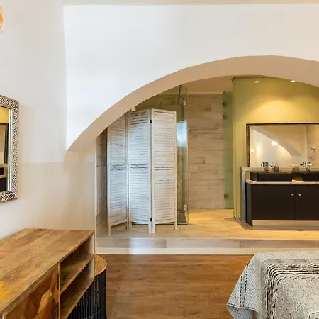 Anne Apartment, At The Venetian Port Of Rethimno! Rethymno