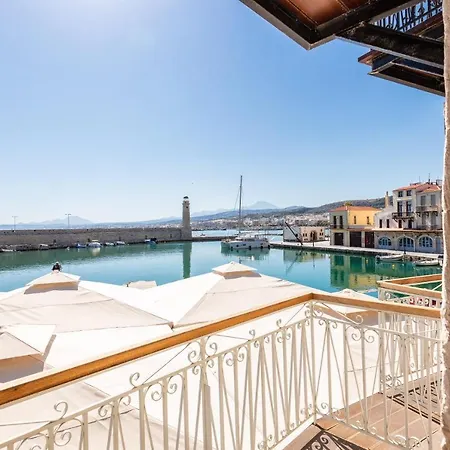 Anne Apartment, At The Venetian Port Of Rethimno! * Rethimnon