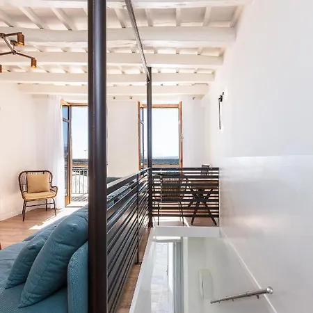 Anne Apartment, At The Venetian Port Of Rethimno! 罗希姆诺