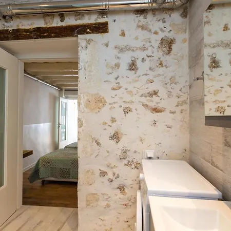 Anne Apartment, At The Venetian Port Of Rethimno! 아파트 *