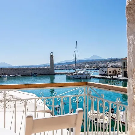 아파트 Anne Apartment, At The Venetian Port Of Rethimno!
