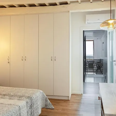 Anne Apartment, At The Venetian Port Of Rethimno! 아파트