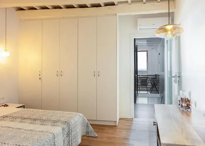 Anne Apartment, At The Venetian Port Of Rethimno! Apartment