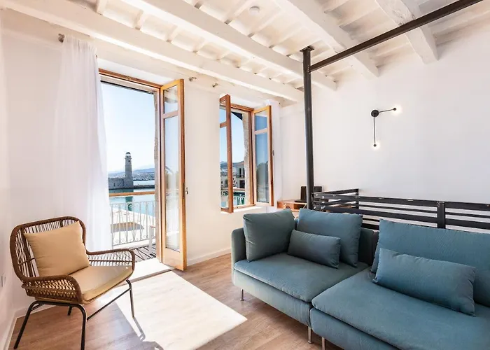 Anne Apartment, At The Venetian Port Of Rethimno! Apartment